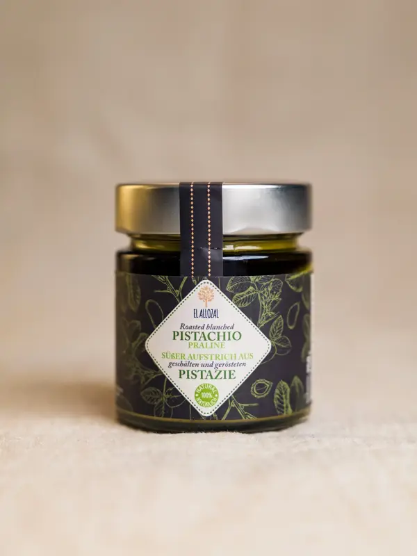 Spansk pistasjkrem – eksklusiv krem av pistasjnøtter, silkemyk og aromatisk, perfekt til desserter, bakverk, panettone og som pålegg