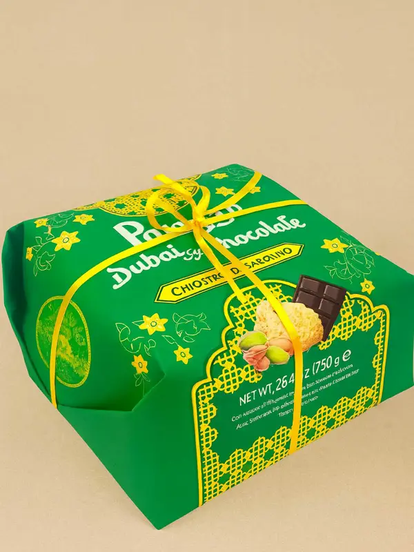 Panettone Dubai Style Chocolate 800g – luksuriøs italiensk julekake med sjokolade, eksklusivt pakket i grønn og gull gaveeske.