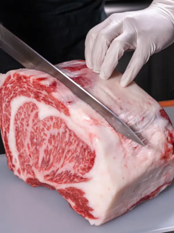 Black Wagyu A5 japansk biff med ekstrem marmorering og luksuriøs tekstur