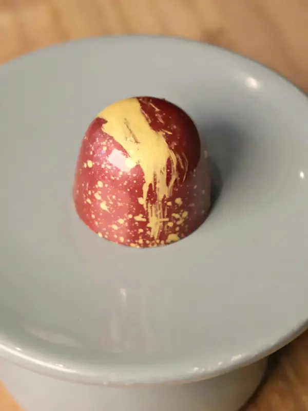 Fireball – håndlaget sjokolade fra Pettersen & Co med chili og karamell, laget for ekte sjokoladeelskere