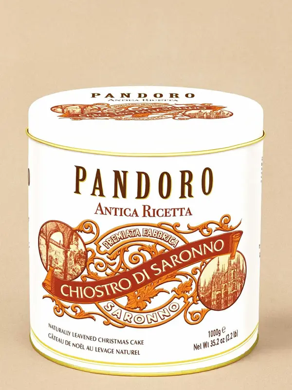 Pandoro Elegance 1kg – klassisk italiensk julebakst levert i eksklusiv metallboks med dekor.