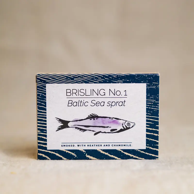 Brisling No.1 – Røkt Østersjøbrisling med lyng og kamille i økologisk rapsolje